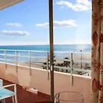 Ronda 3 Beachfront *