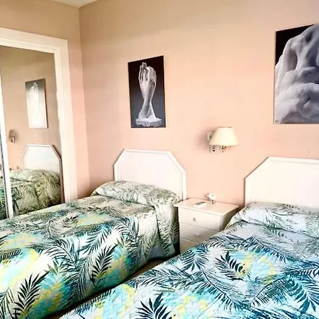 Ronda 3 Beachfront *