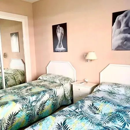 Ronda 3 Beachfront *