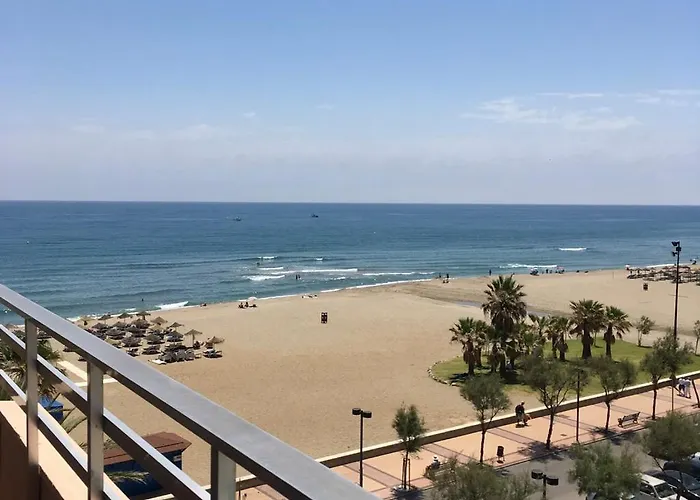 Ronda 3 Beachfront Фуэнхирола