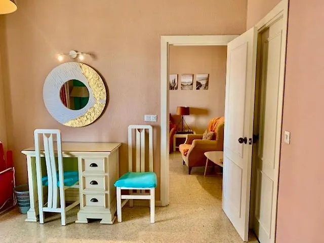 Ronda 3 Beachfront Apartamento