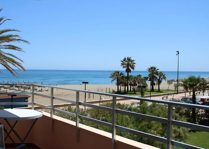 Ronda 3 Beachfront *