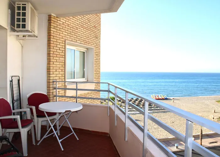 Ronda 3 Beachfront Apartment Fuengirola